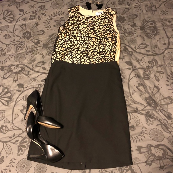 Blk pencil skirt size 2 The Limited wardrobestaple - Picture 5 of 6